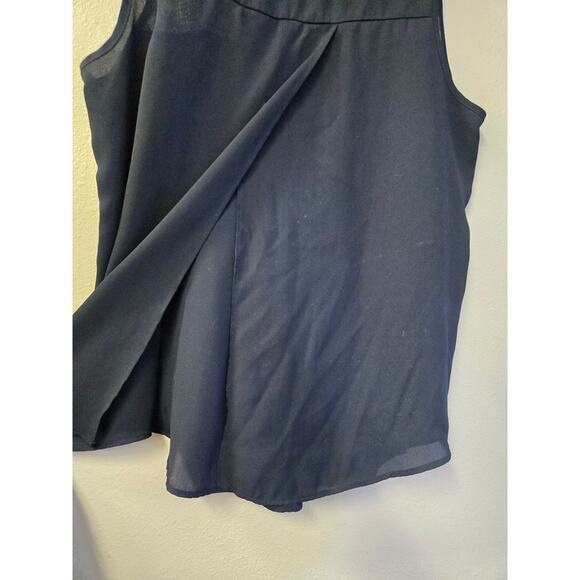 Byer California Navy Blue Embroidered Sleeveless Top Open Back Size Small - Picture 9 of 9